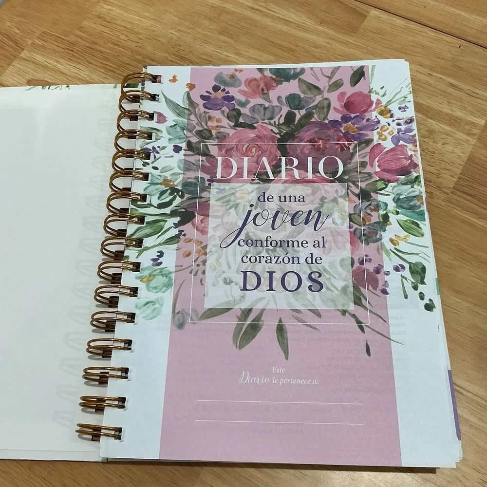 Biblia‎ de una joven conforme al corazón de Díos RVR.1960 duotono Y Diario Nuevo